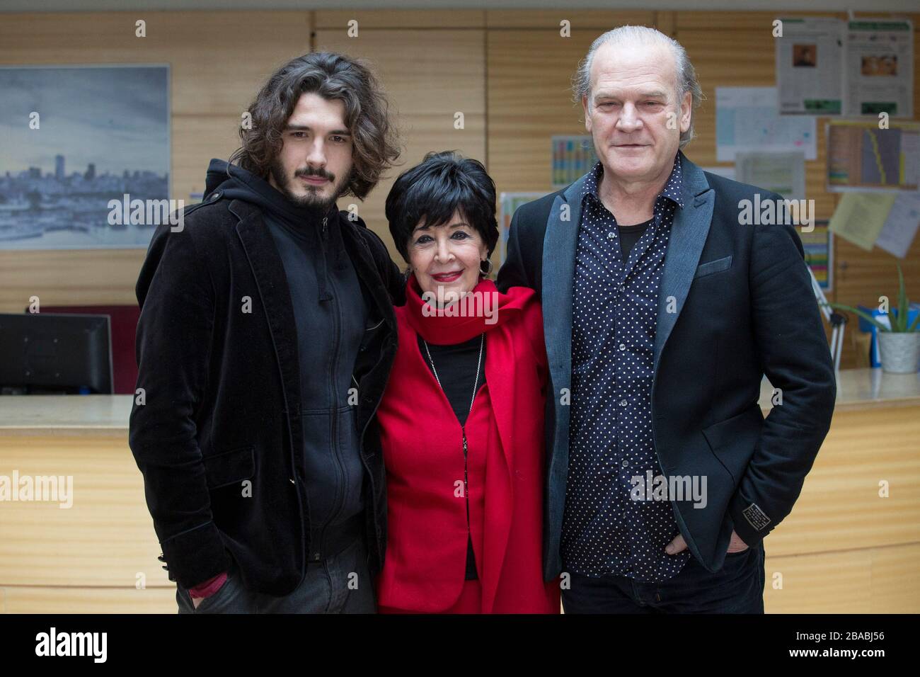 Actors Concha Velasco, Lluis Homar (R) and Yon Gonzalez (L) pose during the `Bajo sospecha´ TV Show presentation in Madrid, Spain. January 11, 2016. ( Stock Photo